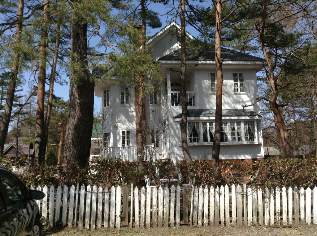 Petit Hotel And Restaurant Air Mail Хакуба-Мура Экстерьер фото